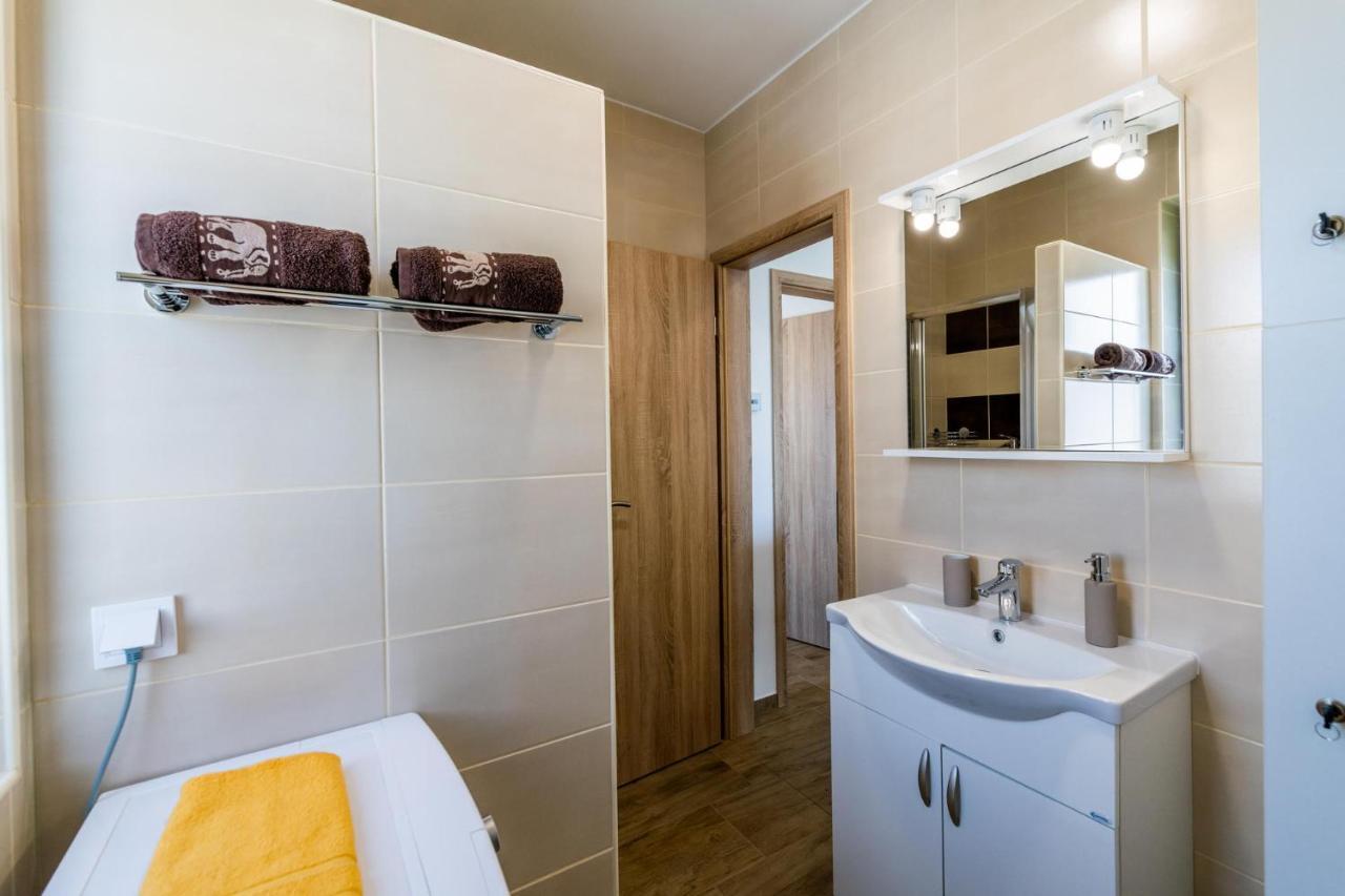 Veržej Apartmaji Banonia מראה חיצוני תמונה